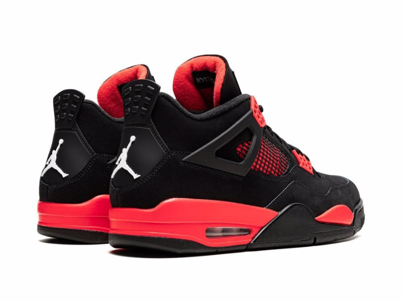 Air Jordan 4 Retro